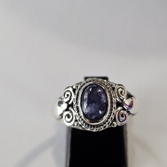 Bali Tanzanite Solitaire in Sterling Silver Ring Size 9! New! - Picture 2 of 7